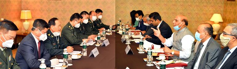 China and India hold talks on 4 September 2020. Visible are the Defence Ministers from both countries, Rajnath Singh and General Wei Fenghe.