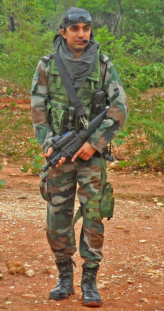 A CRPF commando with the IWI Tavor X95.